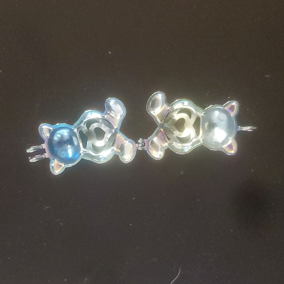 New Carved Rainbow Hematite Bear Open Pendant. - Picture 9 of 12